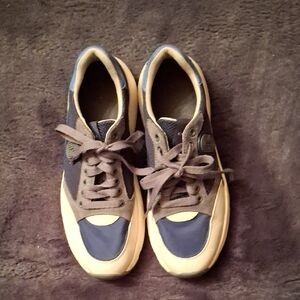Coach Men's Blue and Beige Sneakers